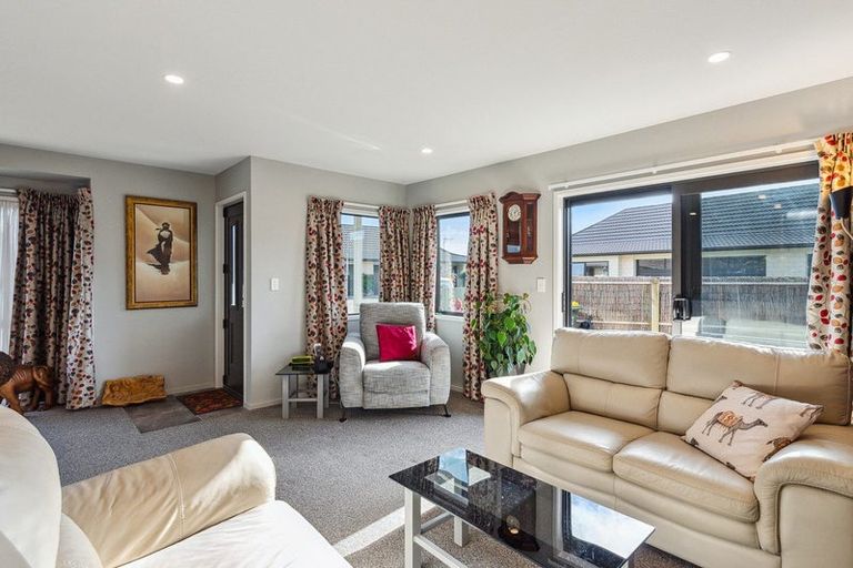 Photo of property in Georgia Estate, 4/3 Georgia Grove, Paraparaumu, 5032