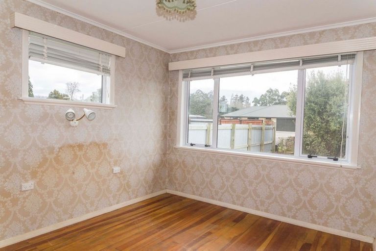 Photo of property in 3 Hospital Street, Dannevirke, 4930