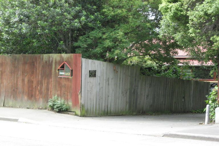 Photo of property in 102 Port Hills Road, Heathcote Valley, Christchurch, 8022