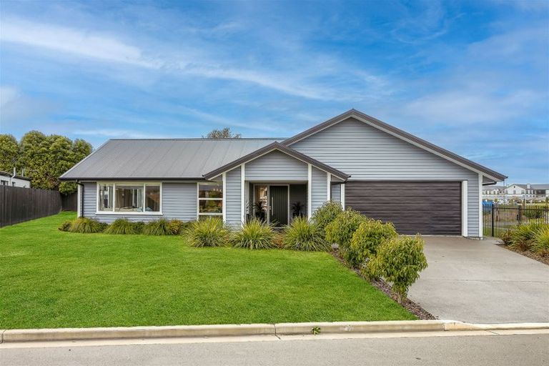 Photo of property in 2 Romanee Lane, Wigram, Christchurch, 8025