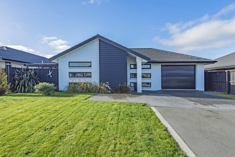 Photo of property in 11 Ragley Way, Rolleston, 7615