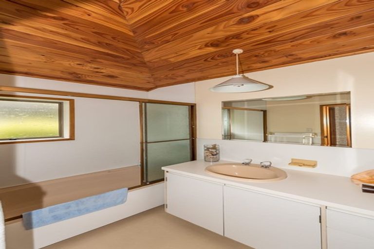 Photo of property in 3 Hebe Place, Birkenhead, Auckland, 0626