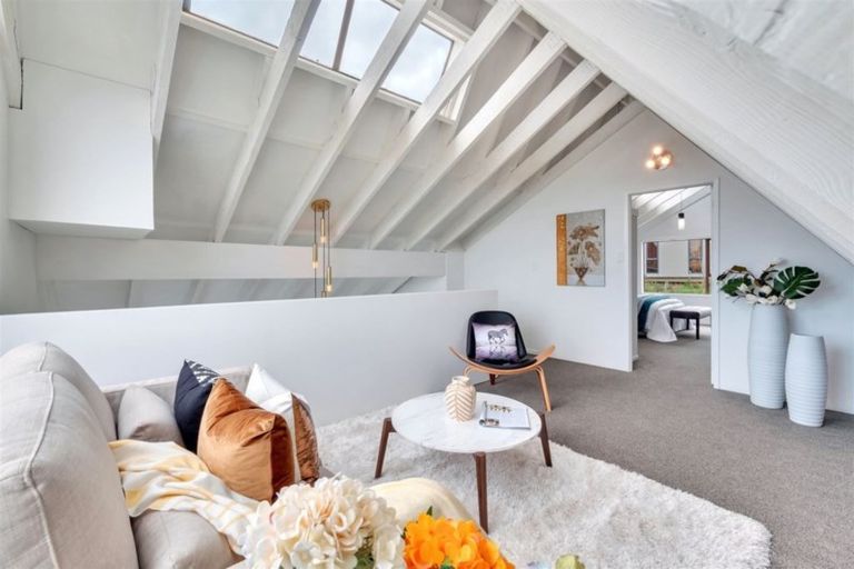 Photo of property in 42 Glenbervie Crescent, Massey, Auckland, 0614