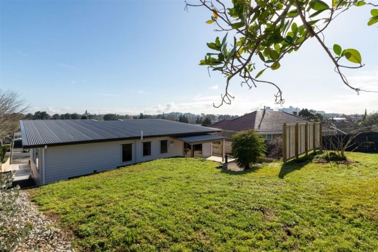 Photo of property in 67 Tawa Street, Melville, Hamilton, 3206
