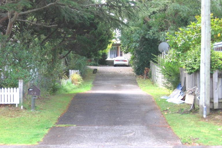 Photo of property in 9b Ribblesdale Road, Henderson, Auckland, 0612