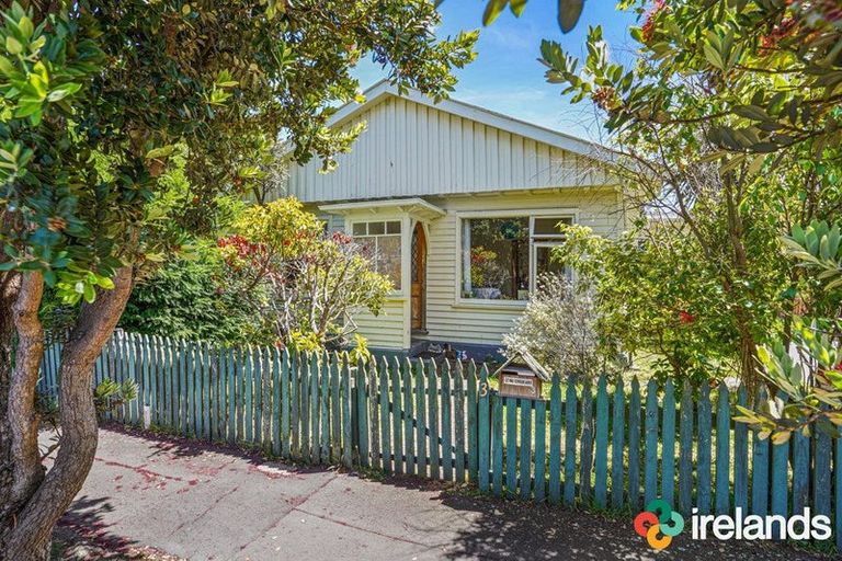 Photo of property in 3 Celia Street, Redcliffs, Christchurch, 8081