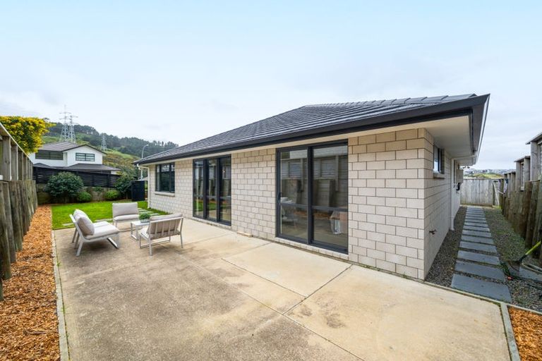 Photo of property in 111 Melksham Drive, Churton Park, Wellington, 6037