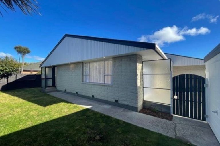 Photo of property in 4/26 Picton Avenue, Riccarton, Christchurch, 8011