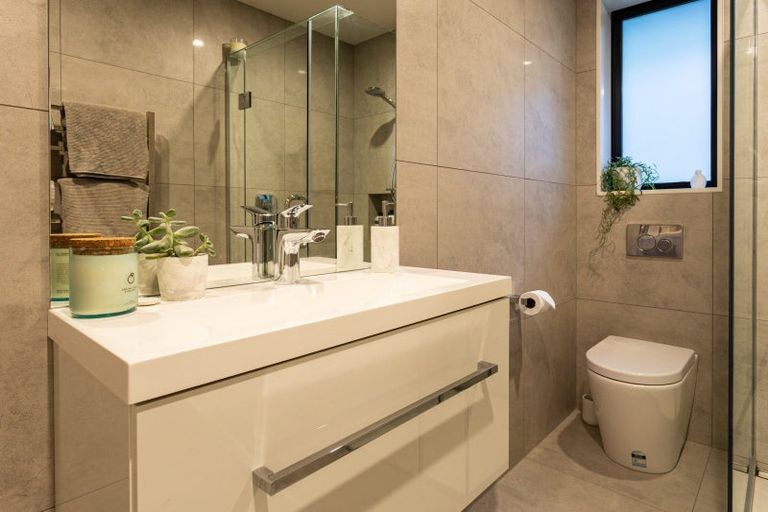 Photo of property in St Andrews Park, 15 Saint Samantha Lane, Queenstown, 9300