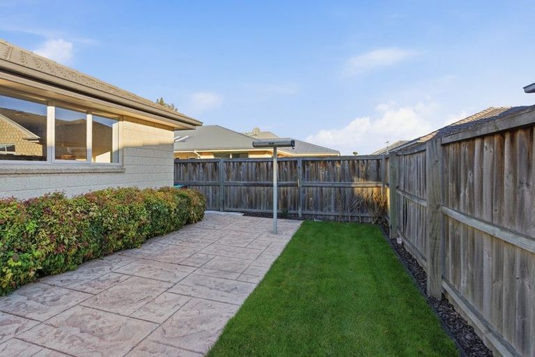 Photo of property in 25 Applefield Court, Northwood, Christchurch, 8051