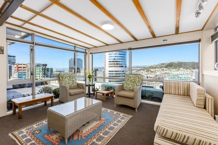 Photo of property in 2/227 The Terrace, Wellington Central, Wellington, 6011