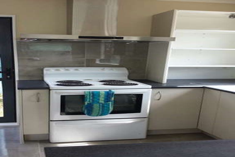 Photo of property in 18 Henwood Road, Mangere East, Auckland, 2024