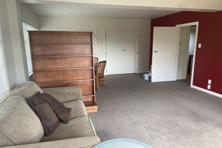 Photo of property in 11 Randwick Road, Northland, Wellington, 6012