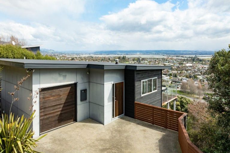 Photo of property in 45 Coster Street, Enner Glynn, Nelson, 7011