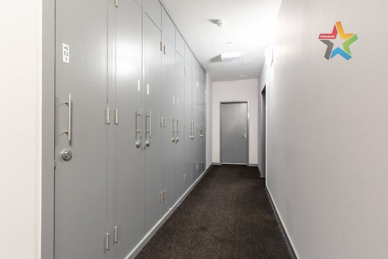 Photo of property in City Lodge Apartments, 401/115 Vivian Street, Te Aro, Wellington, 6011