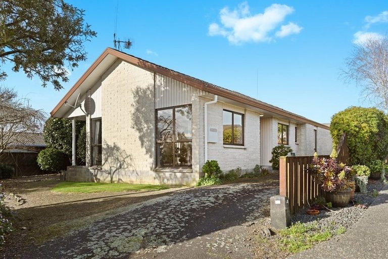 Photo of property in 17 Pohutukawa Drive, Pukete, Hamilton, 3200