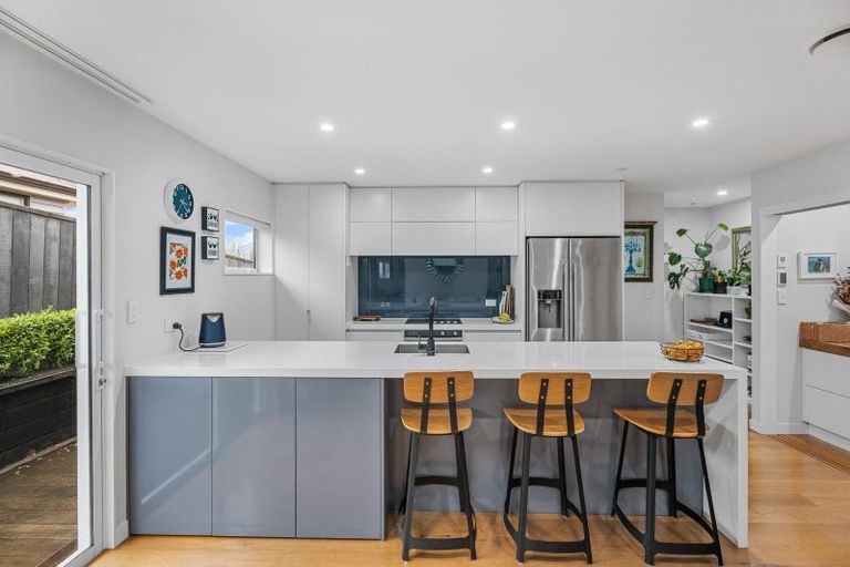 Photo of property in 187a Wallace Road, Mangere Bridge, Auckland, 2022