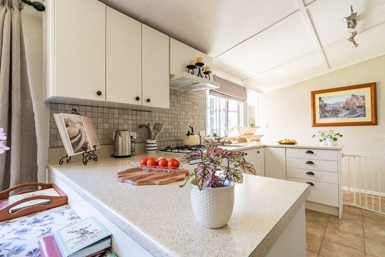 Photo of property in 17 George Street, Milton, 9220