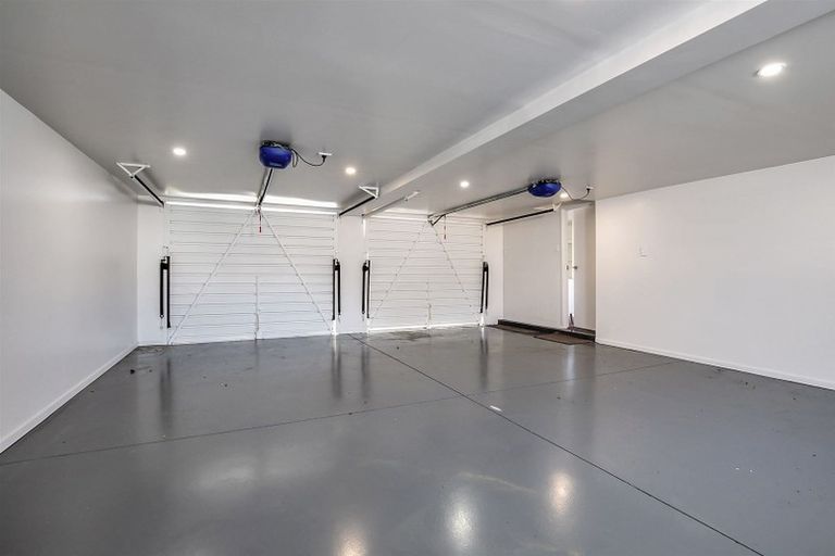 Photo of property in 214 Riverlaw Terrace, Saint Martins, Christchurch, 8022