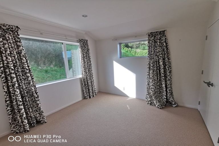 Photo of property in 12 Romaine Road, Churton Park, Wellington, 6037