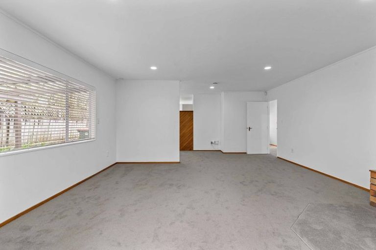 Photo of property in 55 Palomino Drive, Henderson, Auckland, 0612