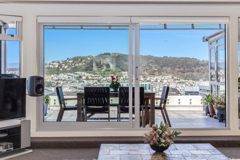 Photo of property in 2/227 The Terrace, Wellington Central, Wellington, 6011