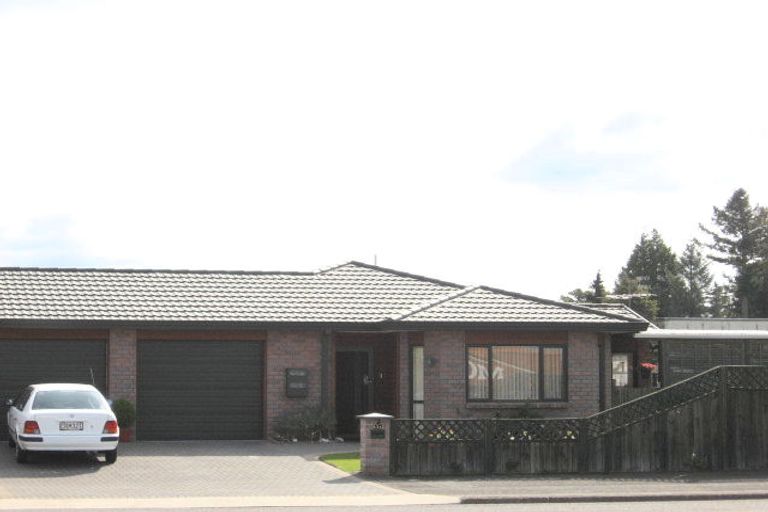 Photo of property in 11a Gibson Street, Fenton Park, Rotorua, 3010