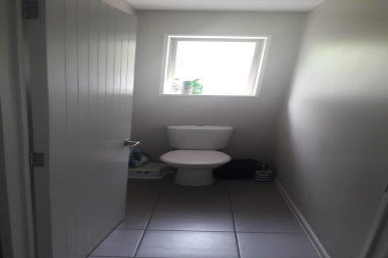 Photo of property in 5 Marlowe Place, Rolleston, 7614