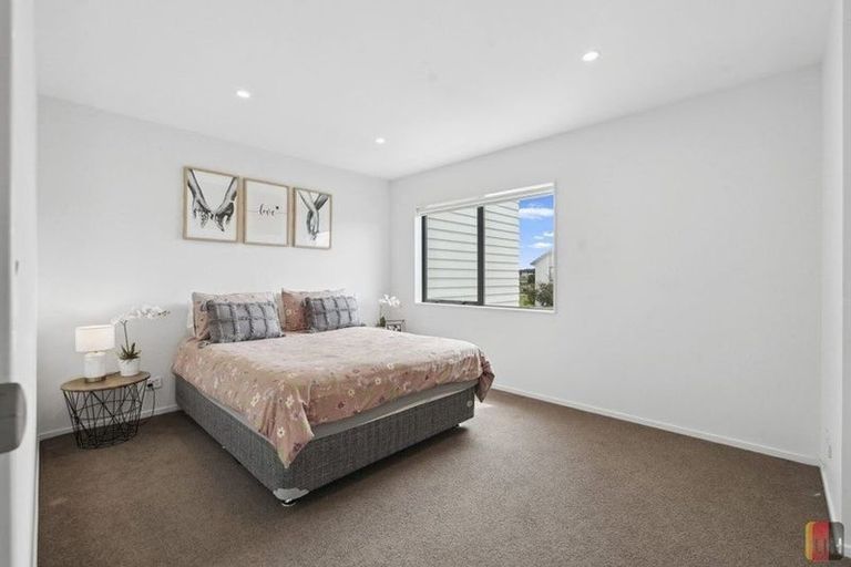 Photo of property in 9 Adlam Lane, Takanini, 2112