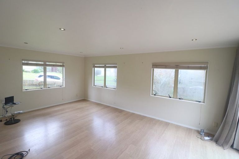 Photo of property in 8 Bushlands Park Drive, Albany, Auckland, 0632