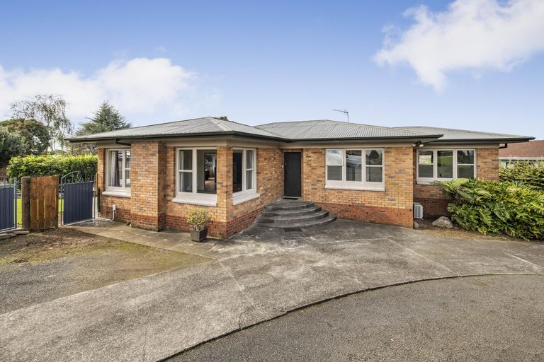 Photo of property in 49 Paerata Road, Pukekohe, 2120