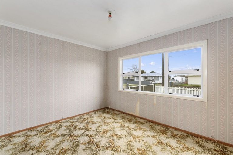 Photo of property in 14 Ferguson Street, Levin, 5510