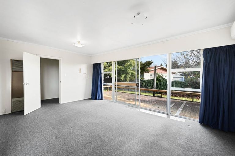 Photo of property in 18 Oakfield Crescent, Pukete, Hamilton, 3200
