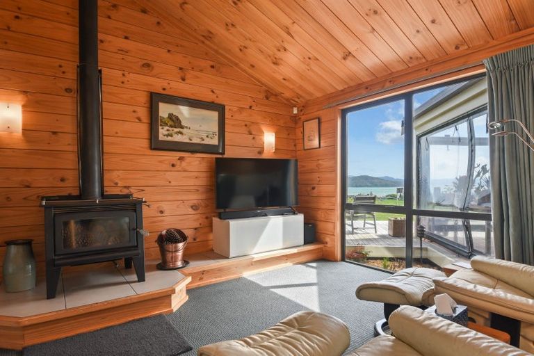 Photo of property in 25 Collingwood Drive, Tikitere, Rotorua, 3074