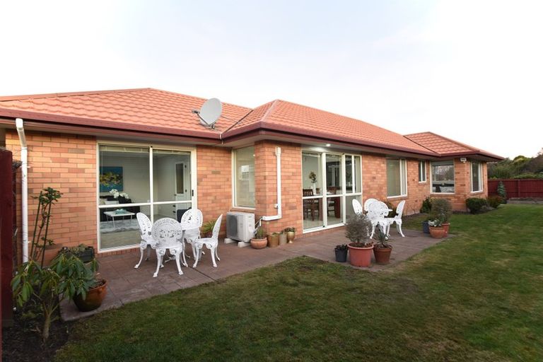 Photo of property in 64 Kintyre Drive, Broomfield, Christchurch, 8042