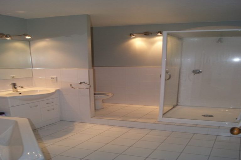 Photo of property in 9u4 Wilkinson Street, Oriental Bay, Wellington, 6011