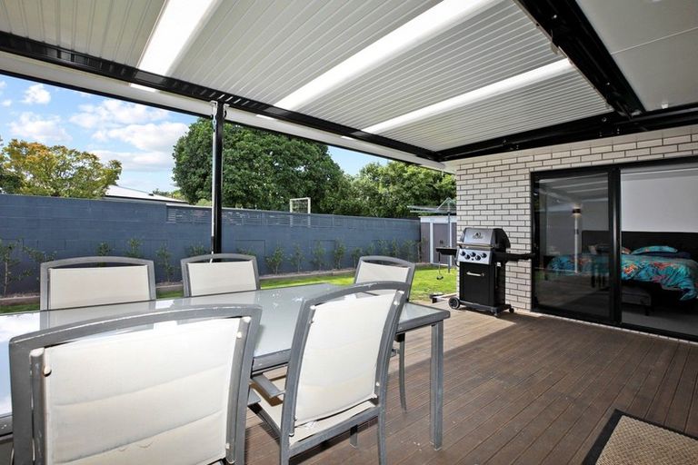 Photo of property in 8a Portal Crescent, Beerescourt, Hamilton, 3200