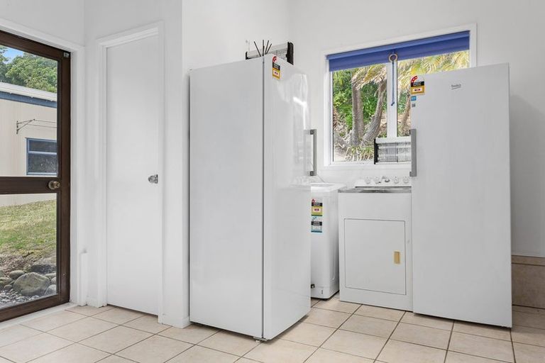 Photo of property in 21 Orete Point Road, Waihau Bay, Te Kaha, 3199