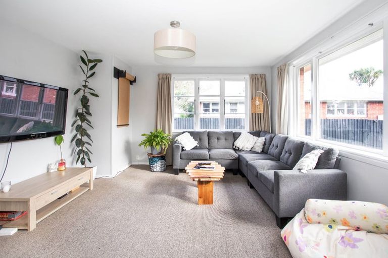 Photo of property in 19 Glynne Crescent, Spreydon, Christchurch, 8024