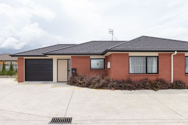 Photo of property in 1 Cosmith Lane, Dinsdale, Hamilton, 3204