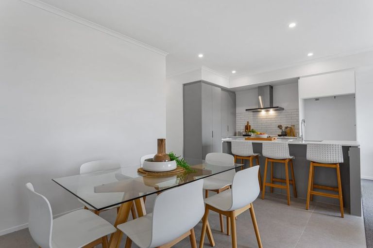 Photo of property in 110 Symes Drive, Red Beach, 0932