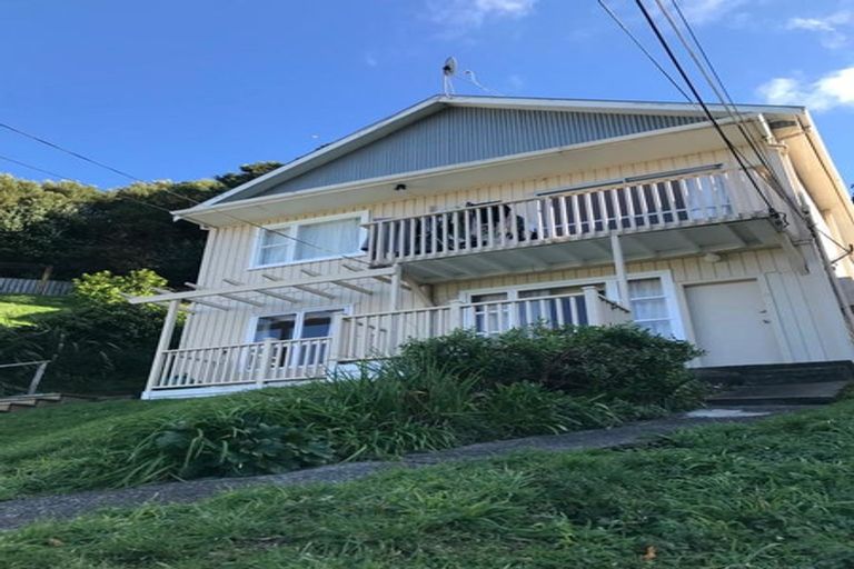 Photo of property in 108 Eden Street, Island Bay, Wellington, 6023