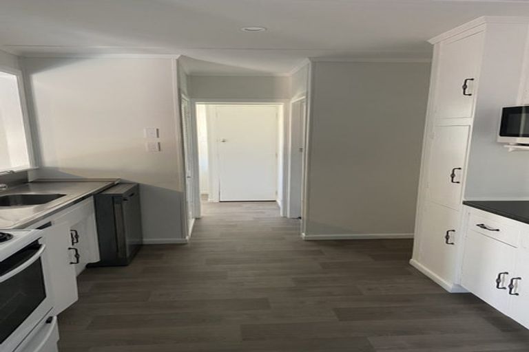 Photo of property in 24 Yvonne Street, Melville, Hamilton, 3206