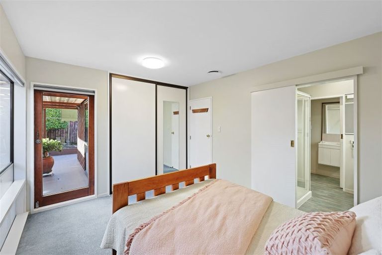 Photo of property in 65 Waimairi Road, Upper Riccarton, Christchurch, 8041