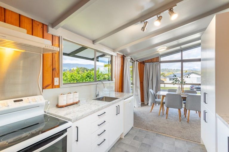 Photo of property in 192 California Drive, Totara Park, Upper Hutt, 5018