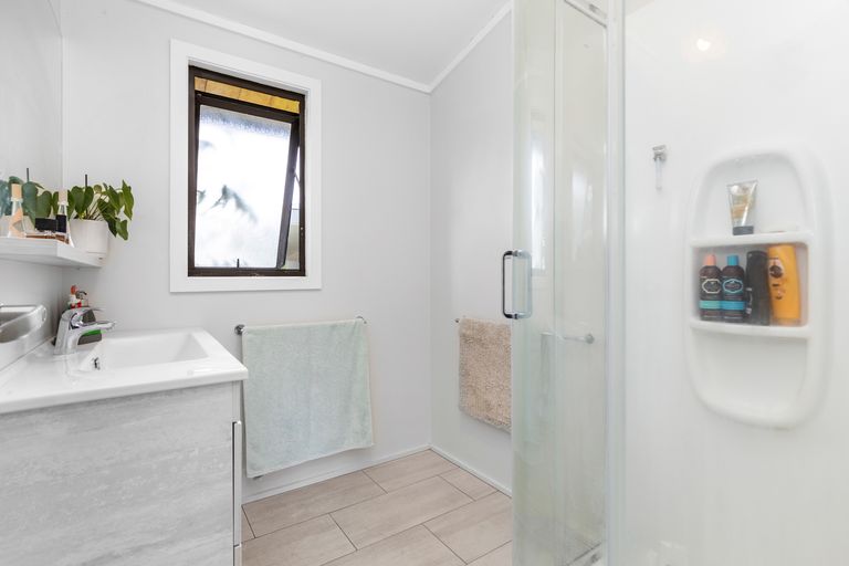 Photo of property in 12 Leather Street, Huntly, 3700