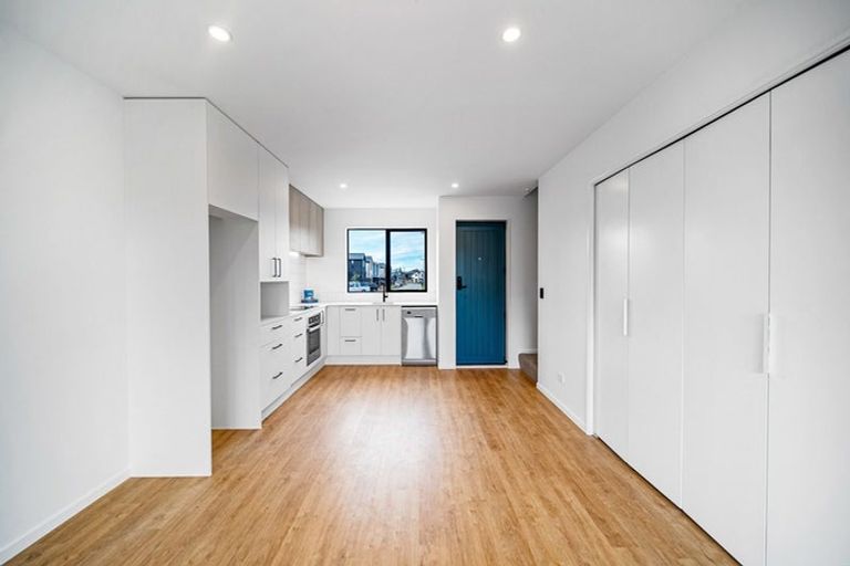 Photo of property in 41 Piripiri Place, Broomfield, Christchurch, 8042