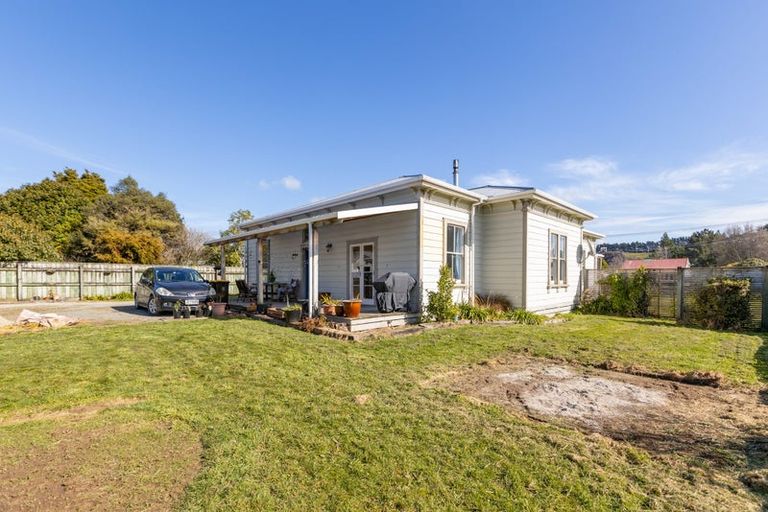 Photo of property in 7 Stanly Street, Eketahuna, 4900