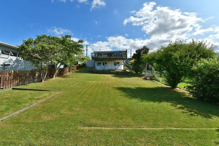 Photo of property in 5 Norfolk Road, Stanmore Bay, Whangaparaoa, 0932