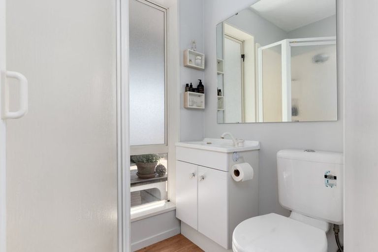 Photo of property in 15 Van Dieman Close, Templeton, Christchurch, 8042